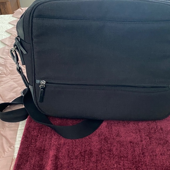 Nuna diaper bag main image 4